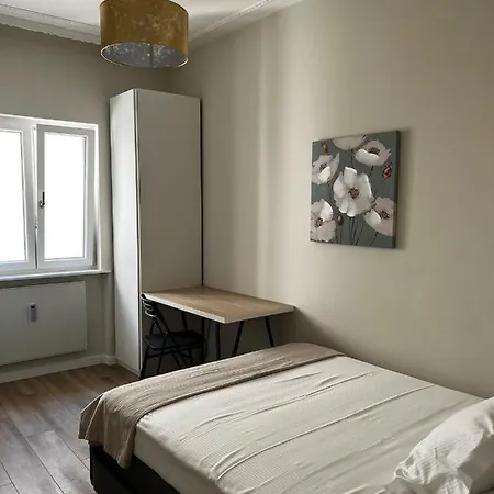Maison Floran In Centro A Apartment Triest